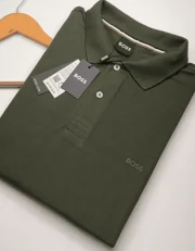 Polo Elastano H U G Relevo Off Verde #CP476