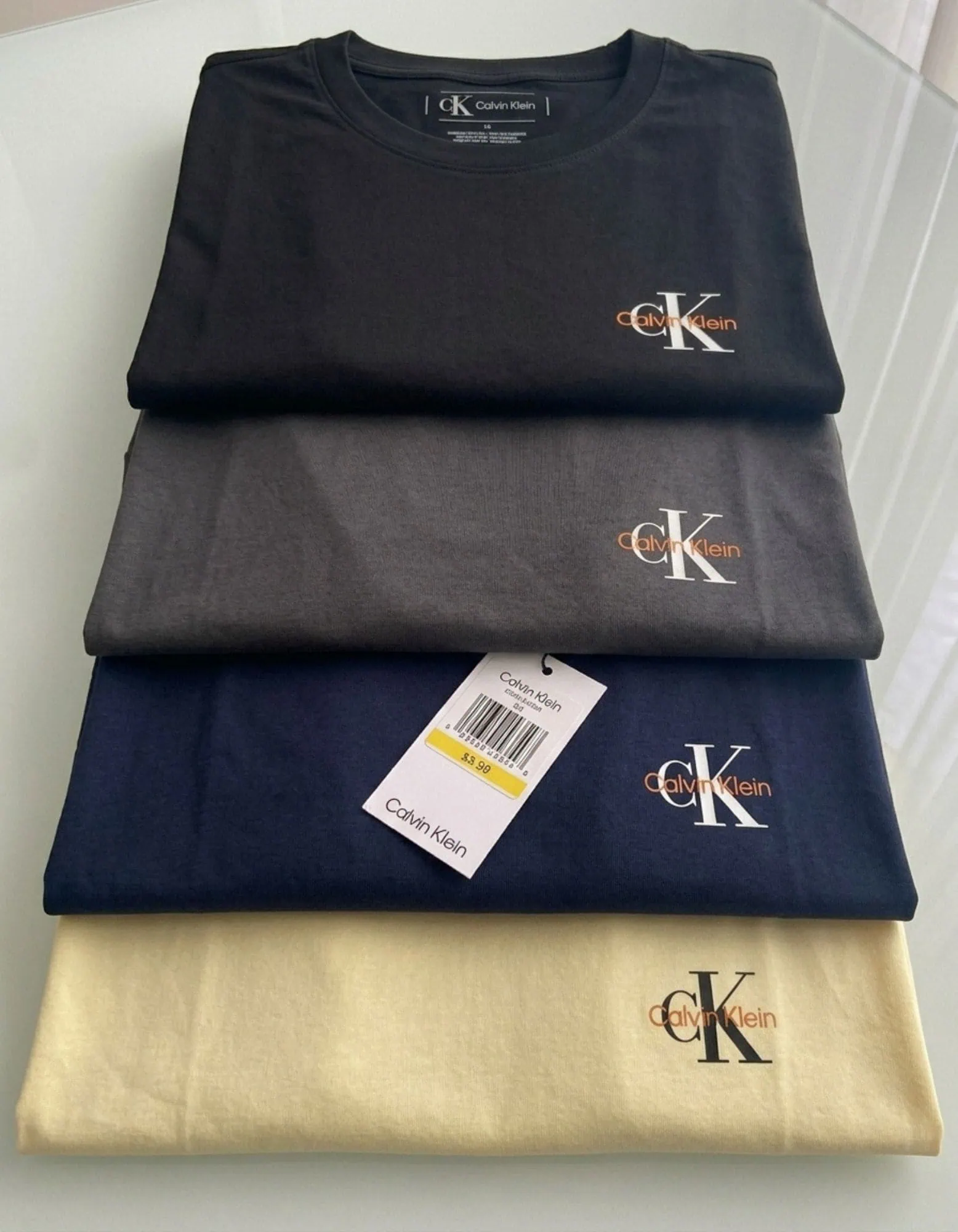 00255.webp Kit 4 Camisetas Premium C K J Basic Masculina - Imagem 1